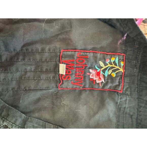 Johnny Was Black Eyelet Blouse Size Large Boho Embroidered Cotton Top - Picture 5 of 5